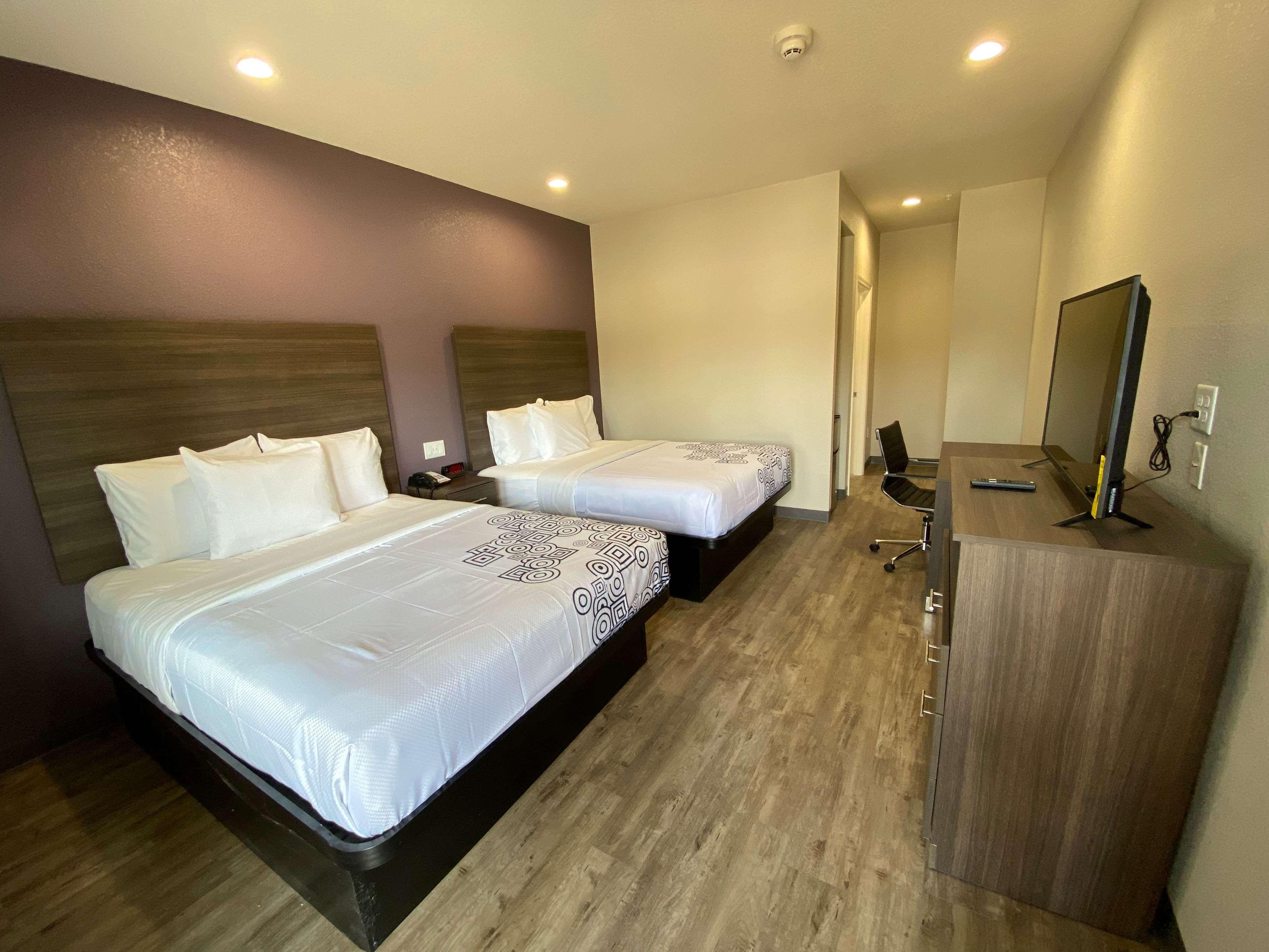 Surestay Plus Hotel By Best Western Ada Ngoại thất bức ảnh