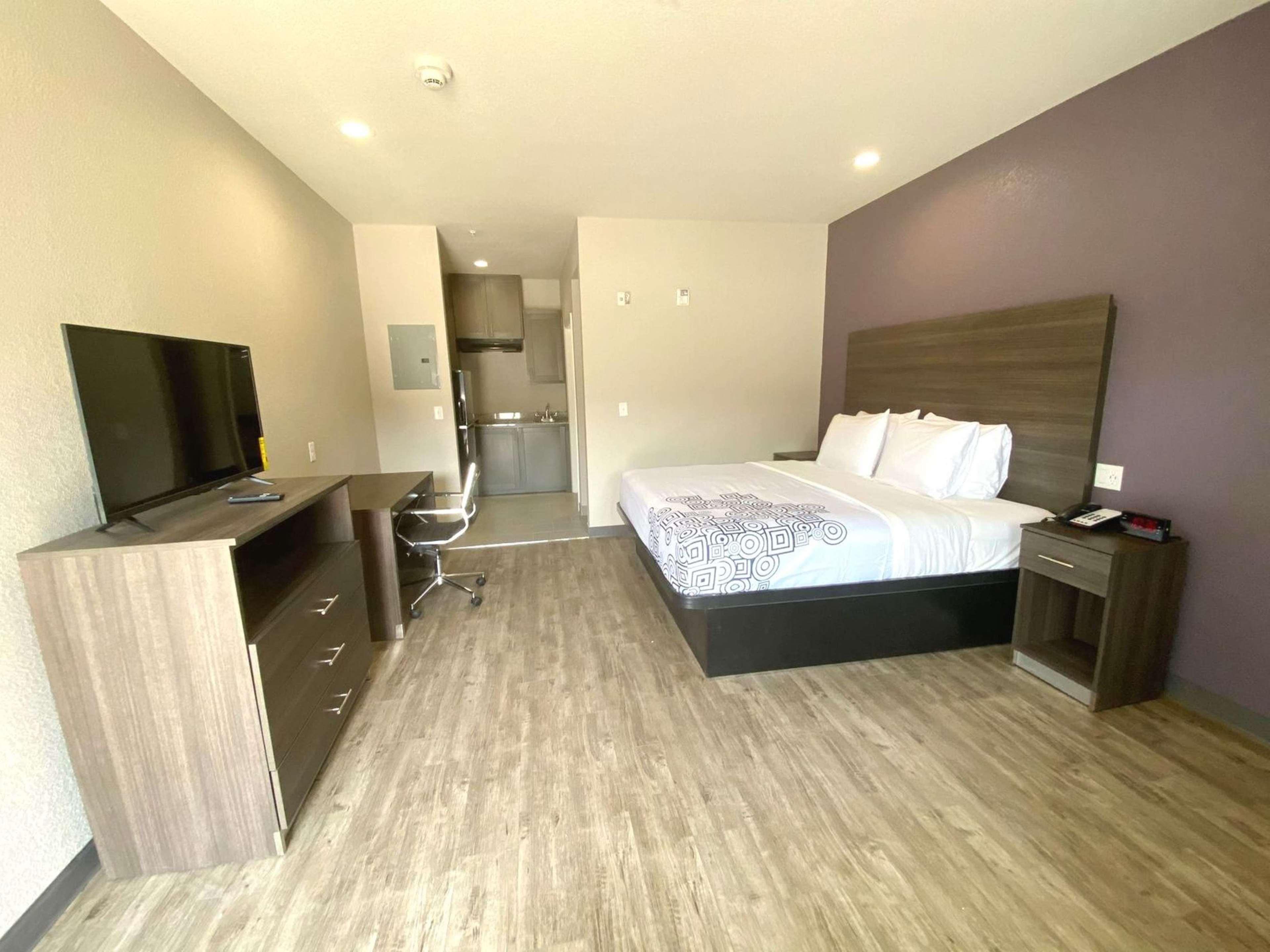 Surestay Plus Hotel By Best Western Ada Ngoại thất bức ảnh