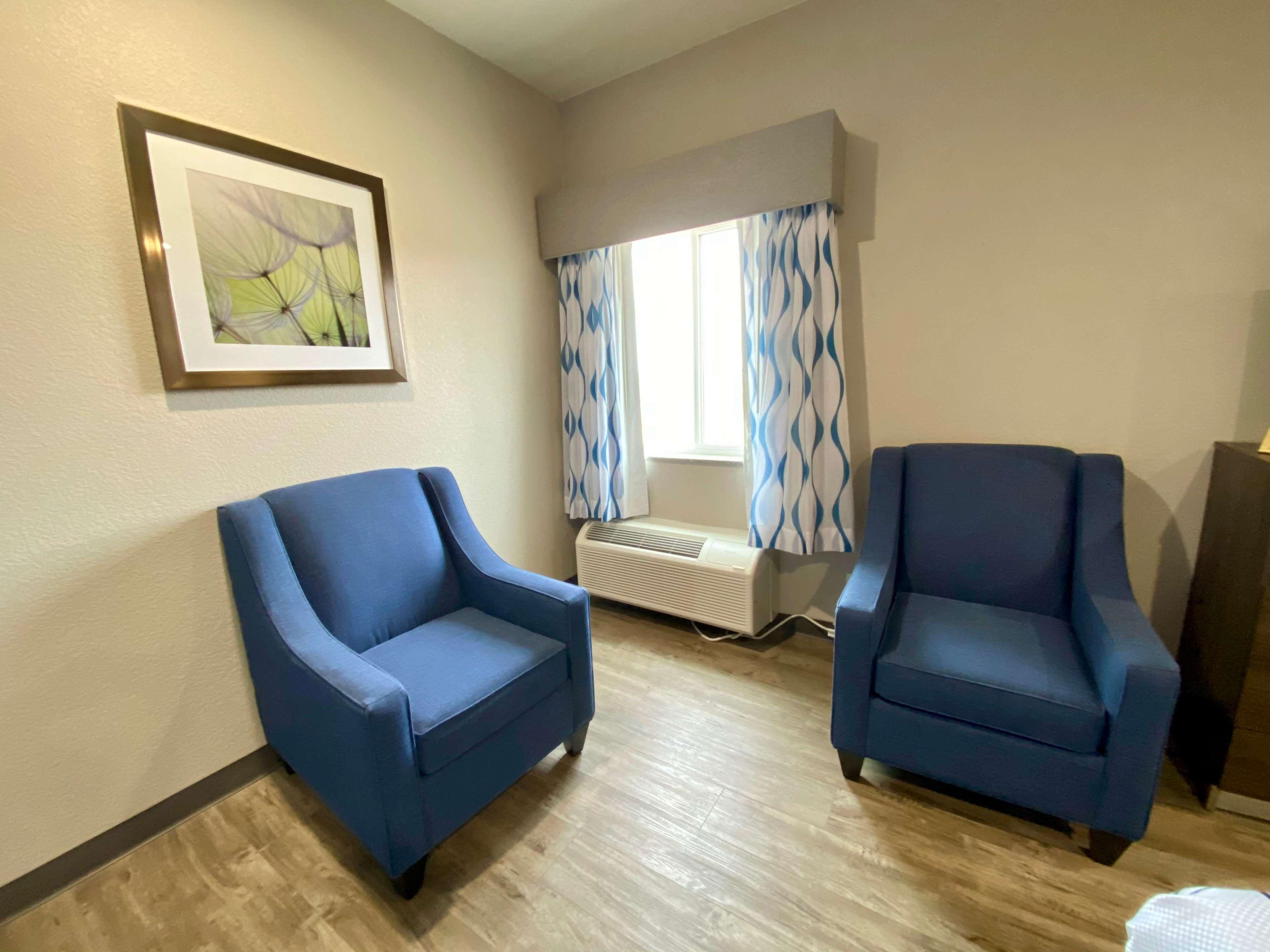 Surestay Plus Hotel By Best Western Ada Ngoại thất bức ảnh